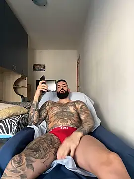 Snapshot of Gioeltoro89 chatting on September 14, 2:41 pm Gioeltoro89 online show from September 14, 2:41 pm