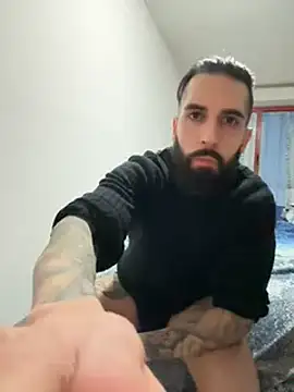 Snapshot of Gioeltoro89 chatting on January 19, 4:25 pm Gioeltoro89 online show from January 19, 4:25 pm
