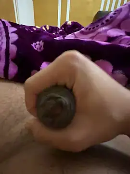 meandyou01 online show from February 5, 11:50 pm