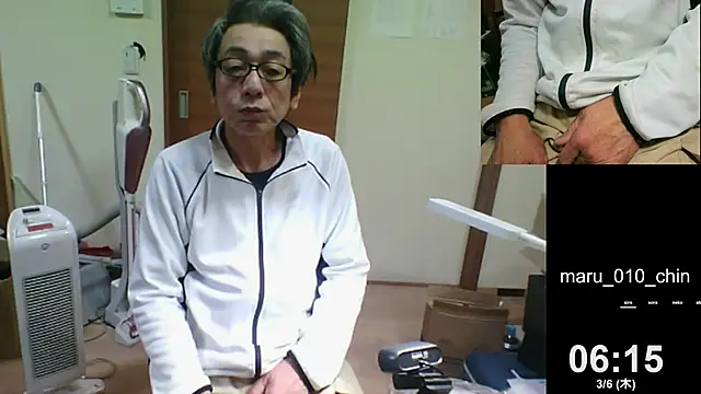 mama010-chan online show from March 5, 9:17 pm