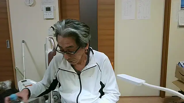 mama010-chan online show from January 3, 11:12 pm