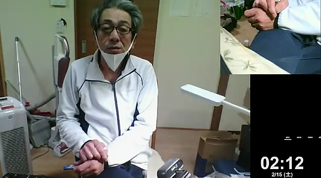 mama010-chan online show from February 14, 5:14 pm