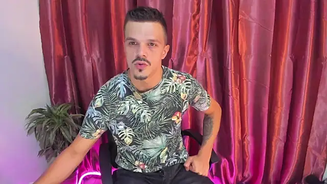 DonyBrown online show from October 2, 4:05 am