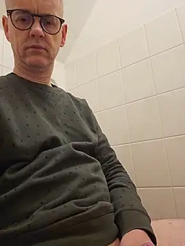 Hectorthyssen1 online show from February 9, 7:18 pm