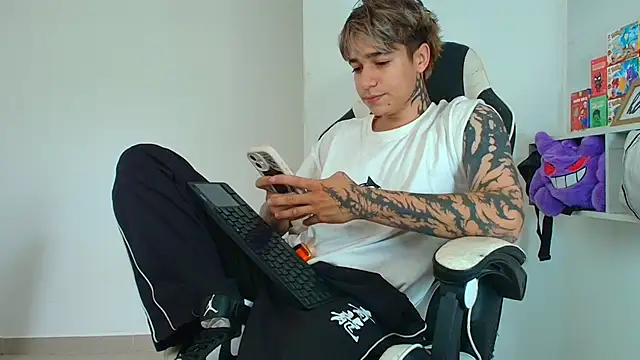 Zacktk7 online show from February 3, 8:14 pm