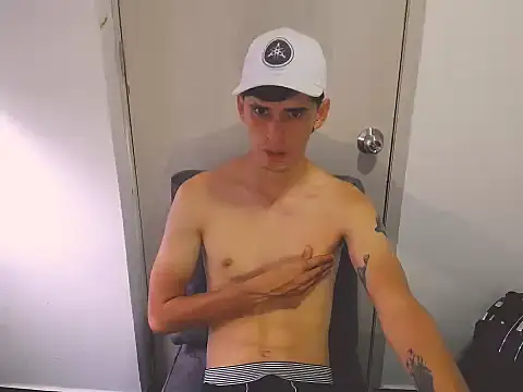 TESEO HOT online show from February 21, 9:27 pm