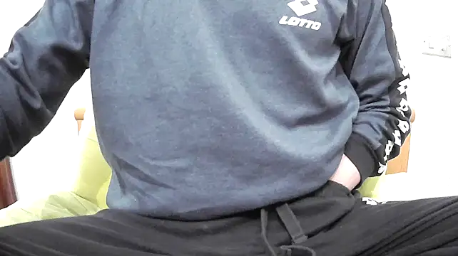 maxdoingthings online show from December 23, 11:06 pm