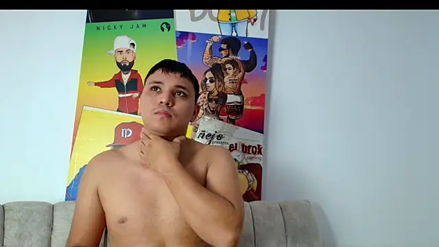 couple lovelyds online show from February 24, 9:48 pm