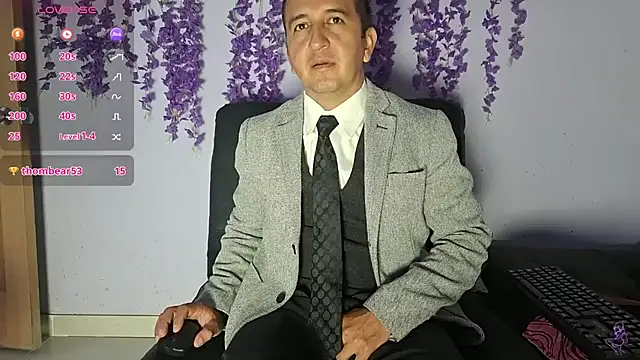 yazforeSolo online show from February 11, 2:33 pm