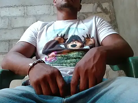 fernandez latinblackk online show from October 21, 6:11 pm