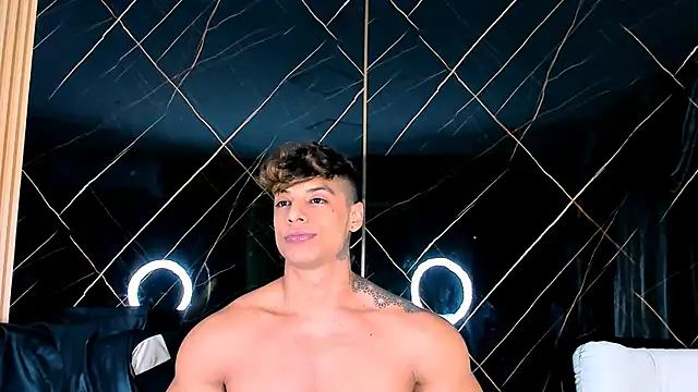 Owen Muzcle online show from October 15, 4:09 am