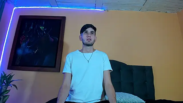 Thhiago tay online show from December 11, 8:38 pm