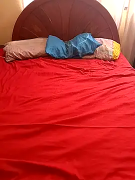 Thansklookforme online show from March 8, 2:49 pm