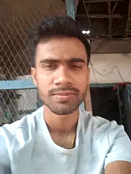 Snapshot of Skinny_Bigass_23 chatting on March 8, 7:02 am Skinny Bigass 23 online show from March 8, 7:02 am