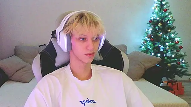 Ostin meow online show from January 6, 4:02 pm