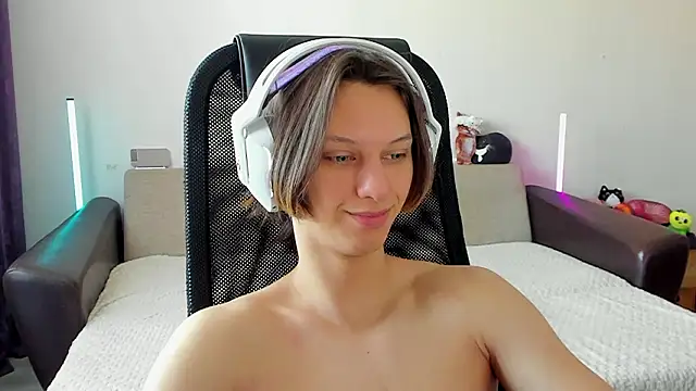 Ostin meow online show from February 20, 6:26 am