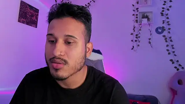 Raf brunette online show from December 5, 12:55 pm