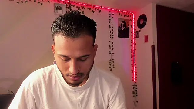 Raf brunette online show from February 8, 11:44 am