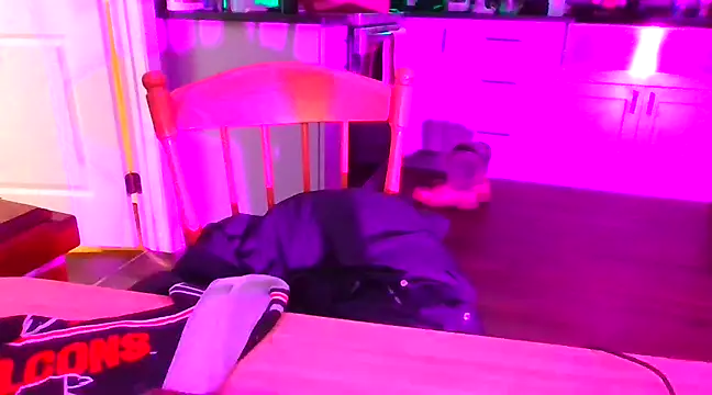 rickyslick123 online show from December 15, 9:03 am