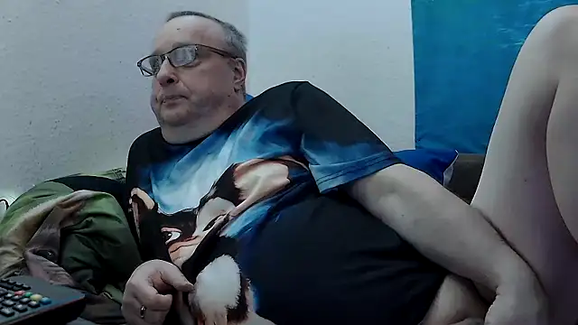 Manfred1012 online show from February 6, 6:13 pm