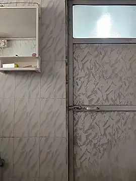 surabhi09 online show from January 9, 7:35 am