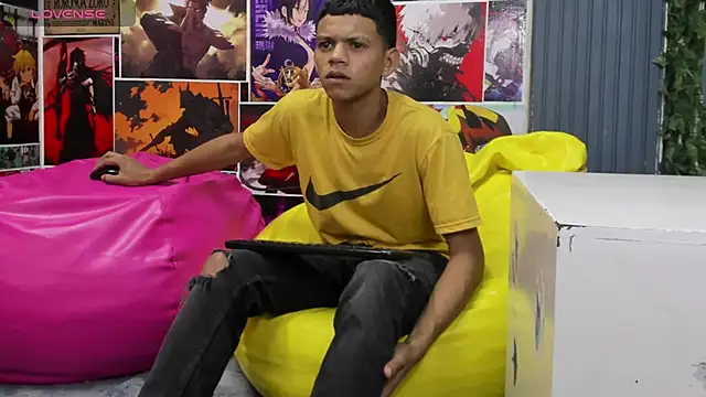 Jeffry wolvess online show from February 9, 12:30 pm