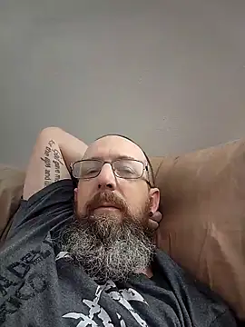 Snapshot of Huskers2020 chatting on February 18, 7:21 pm Huskers2020 online show from February 18, 7:21 pm