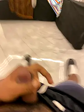 Lahcene online show from December 4, 11:12 pm