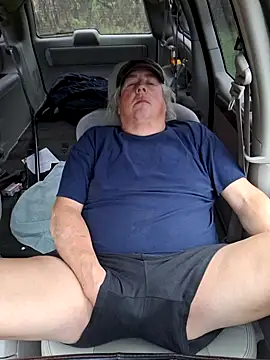 Bus310A online show from November 7, 5:27 pm