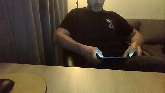 Avamereandmikel online show from December 16, 9:41 pm