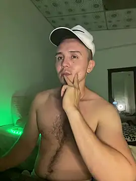 adam-rivera online show from January 28, 4:29 am