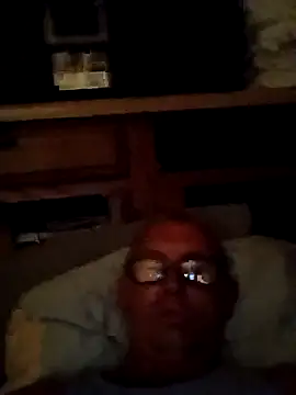 Snapshot of fun2fuck173 chatting on September 19, 7:20 am fun2fuck173 online show from September 19, 7:20 am