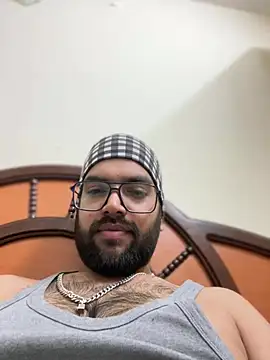 Arsh Loves Luv online show from January 5, 2:19 pm