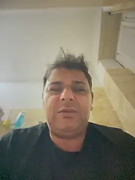 SecretlyDD online show from March 18, 1:35 am