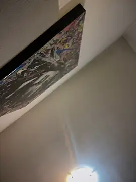 SecretlyDD online show from February 9, 5:06 pm