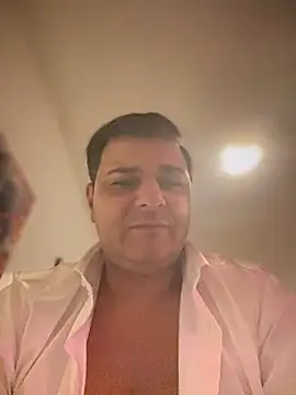 SecretlyDD online show from January 31, 6:14 pm