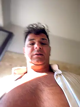 SecretlyDD online show from September 18, 9:00 am