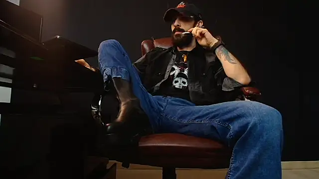 AxelColton online show from January 15, 7:26 am