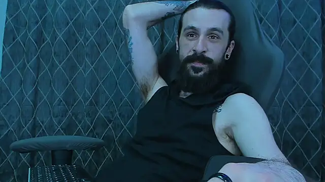 AxelColton online show from March 23, 6:16 am