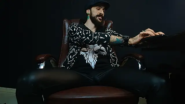 AxelColton online show from January 24, 8:02 am