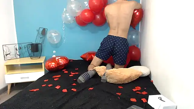 fabrizzio   online show from February 17, 8:26 pm