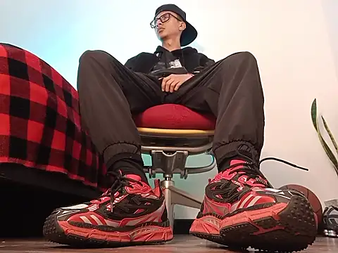 codysmith online show from March 6, 1:52 pm