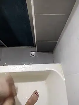 DTuannHallT online show from December 23, 12:41 am