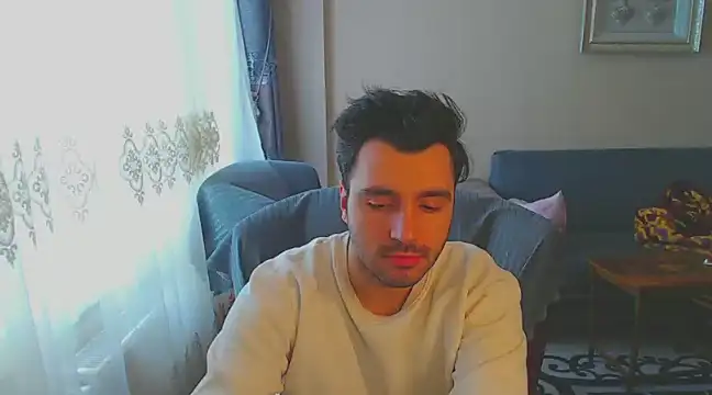 handsomeee04 online show from January 6, 12:57 pm