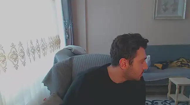 handsomeee04 online show from February 19, 12:00 pm