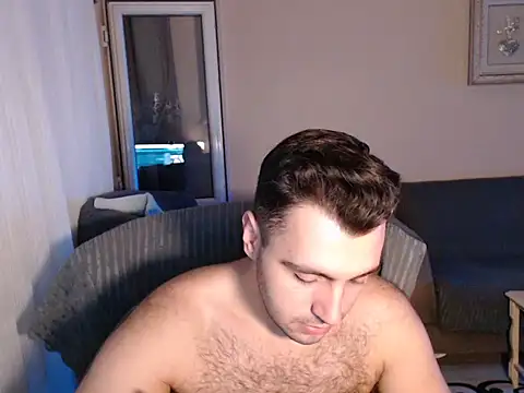 handsomeee04 online show from September 14, 9:06 pm