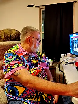 viejo oso online show from October 11, 9:35 am