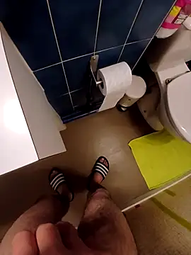 rominoucoquin online show from April 27, 8:47 pm