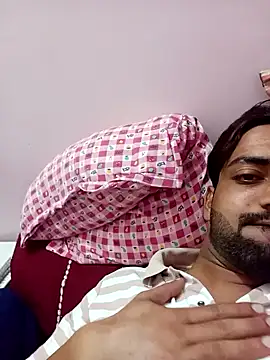 Snapshot of playboyz77 chatting on January 16, 11:15 am playboyz77 online show from January 16, 11:15 am