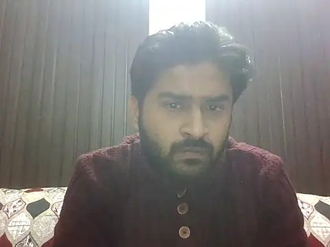 indihotguy online show from November 8, 4:32 pm